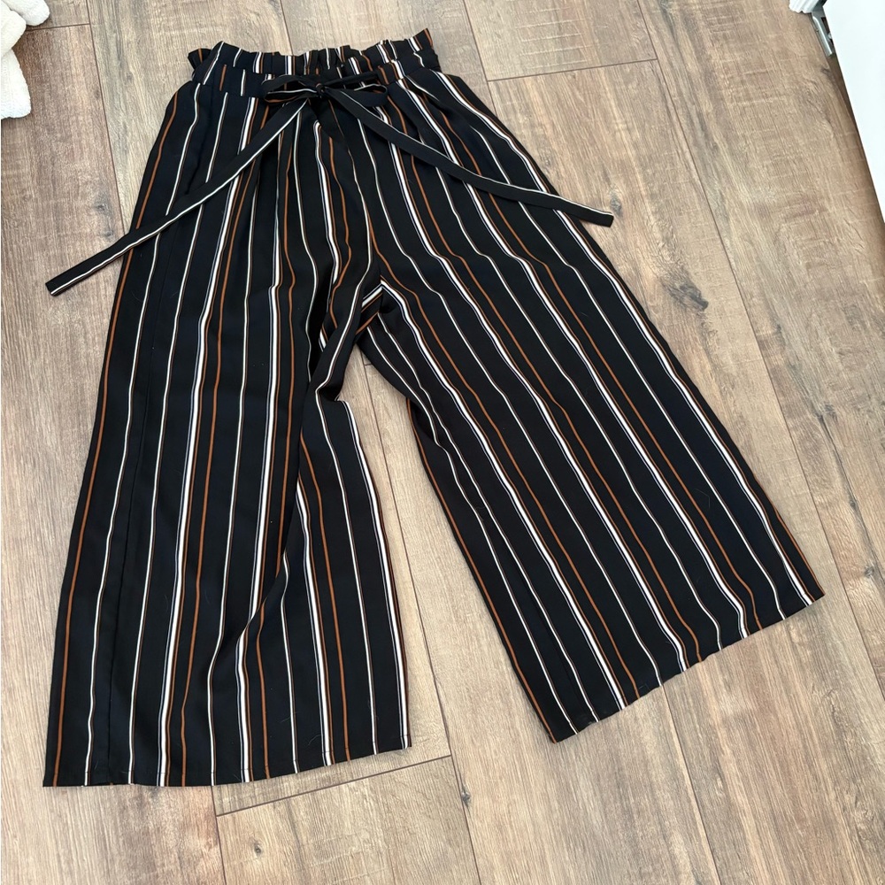 Sienna Sky Black Striped Pants Size Large (fits M also) pull-on elastic waist